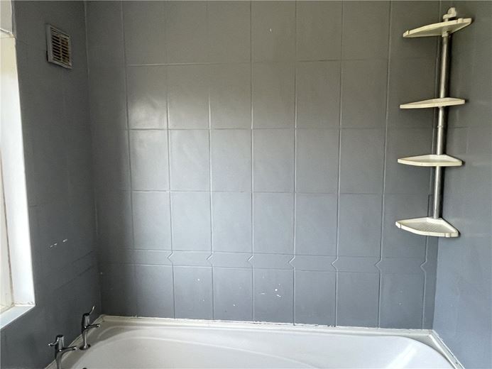 3 bedroom house, Bondfields, Woodborough SN9 - Sold STC