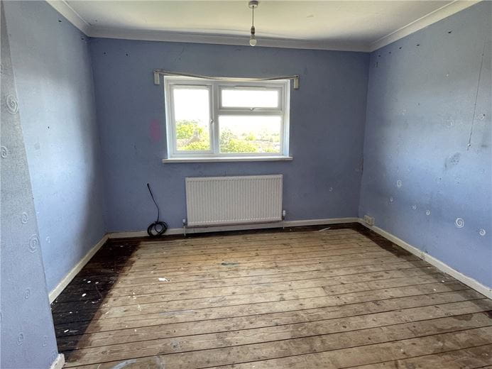 2 bedroom house, Swans Close, Ramsbury SN8 - Sold