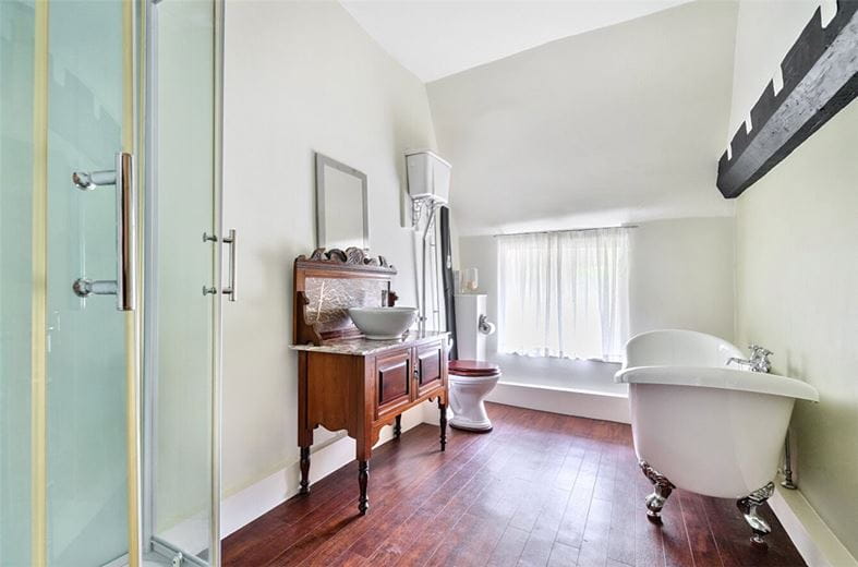 4 bedroom house, Yatesbury, Calne SN11 - Available