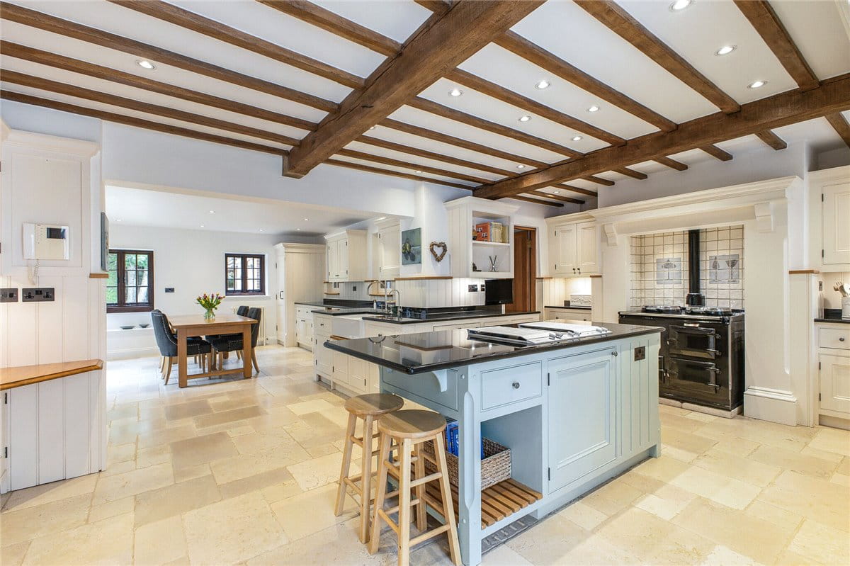 4 bedroom house, Broome Manor Lane, Swindon SN3 - Sold STC