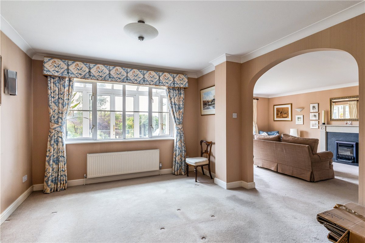 3 bedroom house, Back Lane, Marlborough SN8 - Available