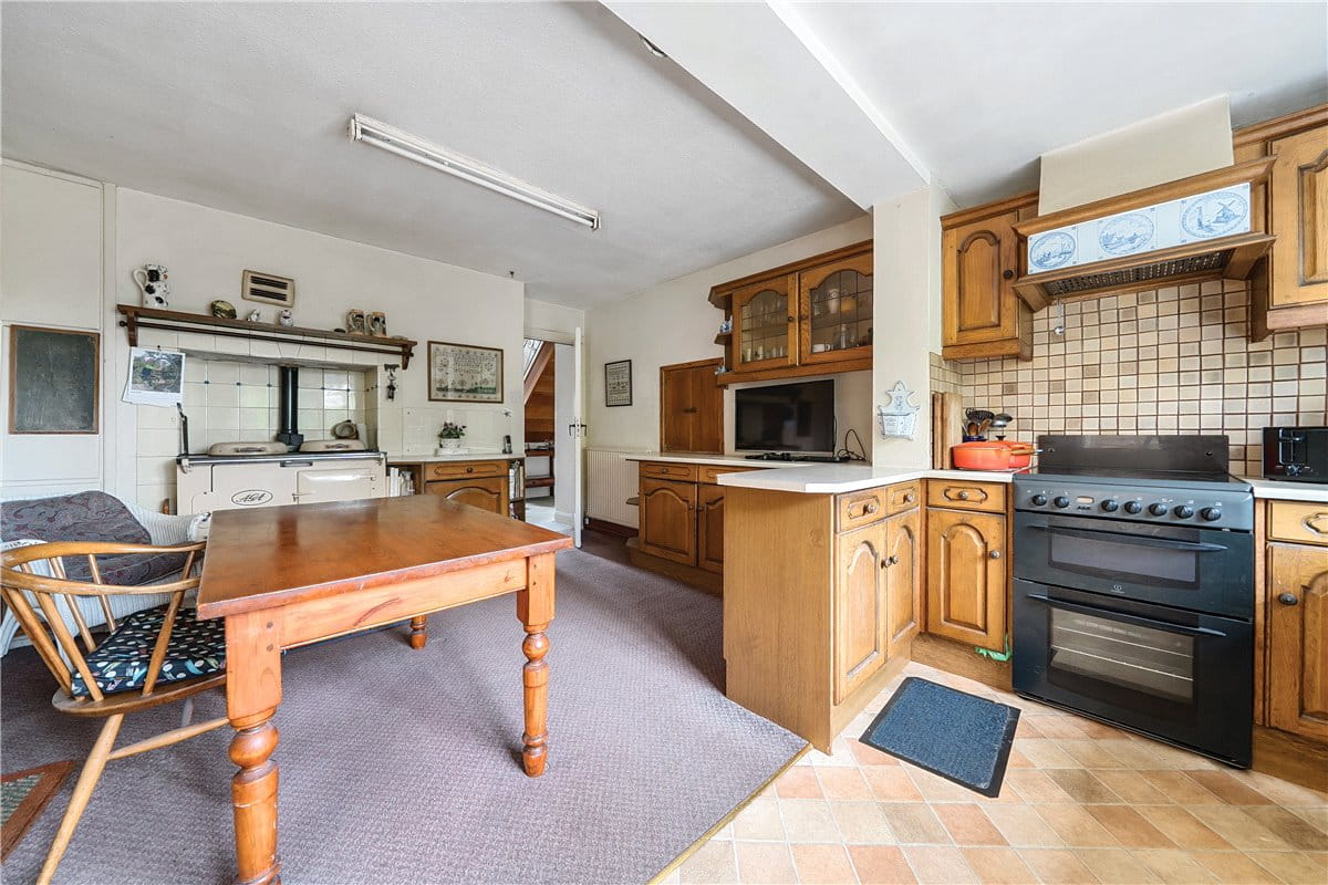 4 bedroom house, Wilcot Road, Pewsey SN9 - Sold STC