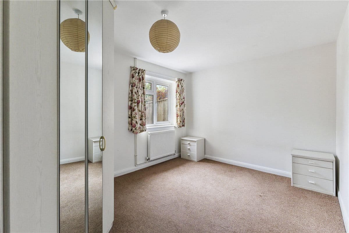 3 bedroom bungalow, West Manton, Manton SN8 - Available