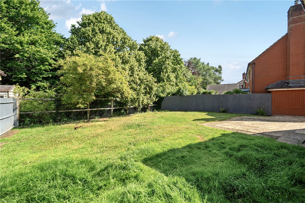 5 bedroom house, Lake View, Calne SN11 - Sold