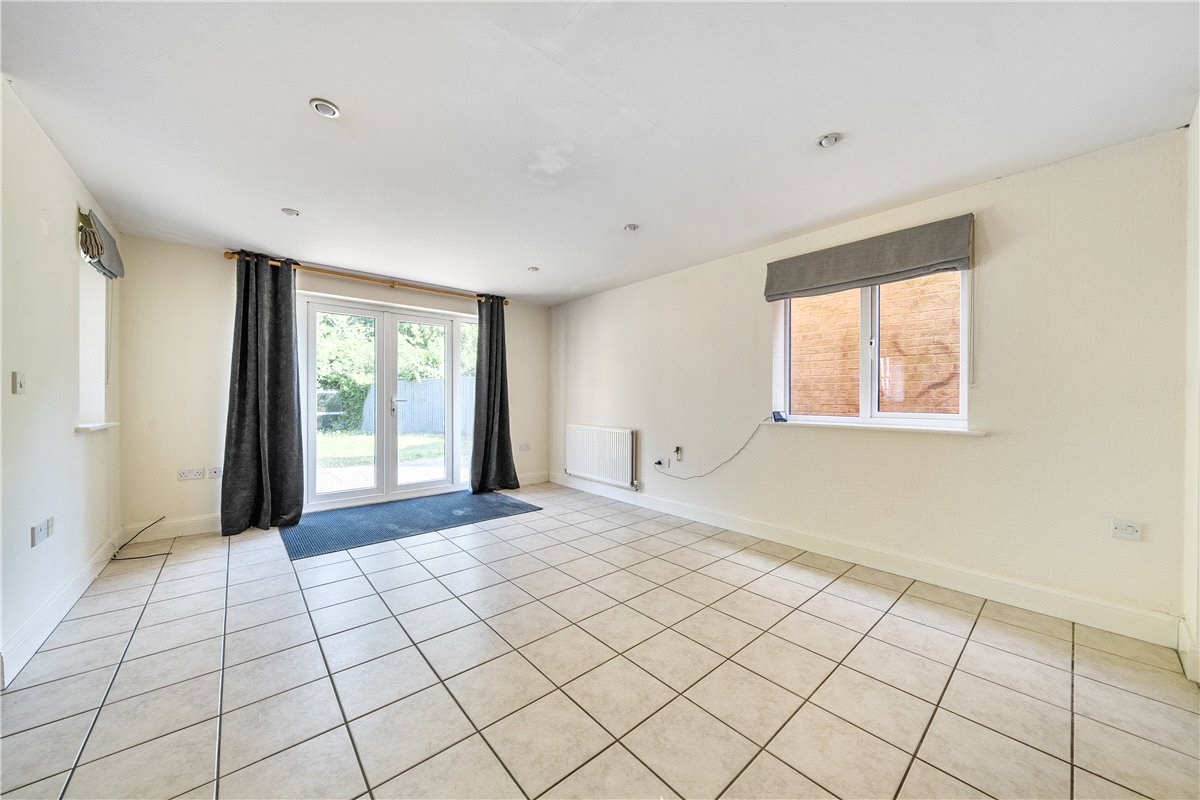 5 bedroom house, Lake View, Calne SN11 - Sold