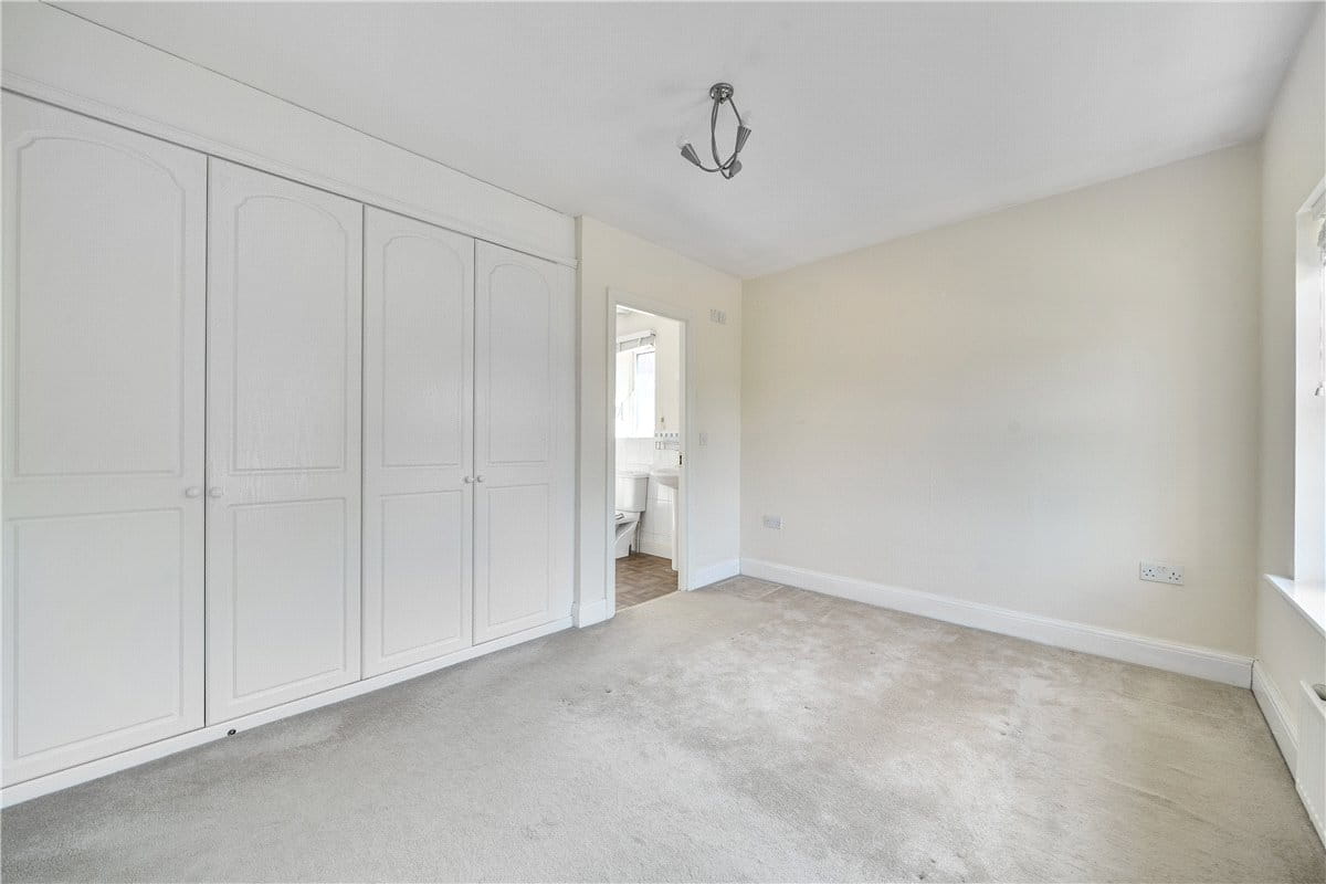 5 bedroom house, Lake View, Calne SN11 - Sold