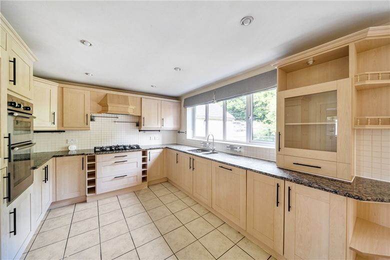 5 bedroom house, Lake View, Calne SN11 - Sold