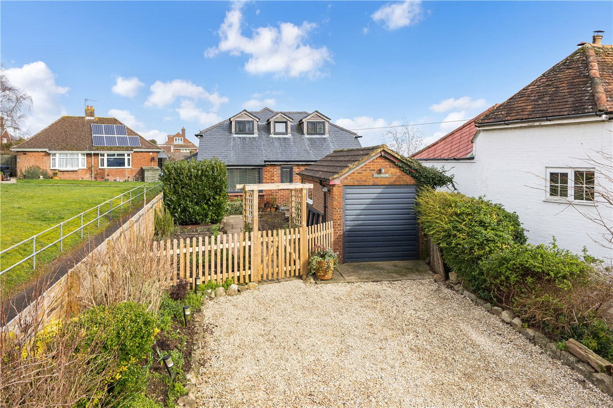 4 bedroom house, Blowhorn Street, Marlborough SN8 - Sold STC