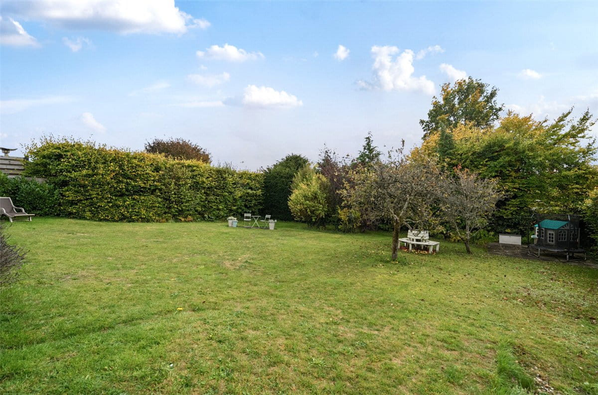 4 bedroom house, Manton Hollow, Manton SN8 - Available