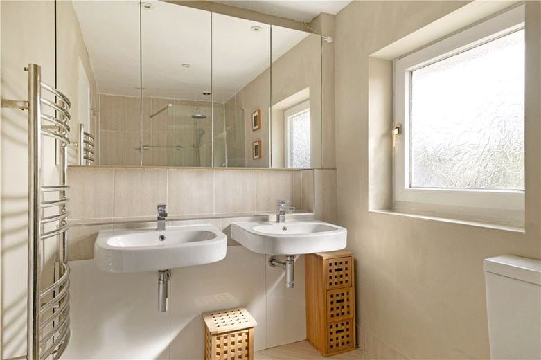 4 bedroom house, Ogbourne St. George, Marlborough SN8 - Sold STC