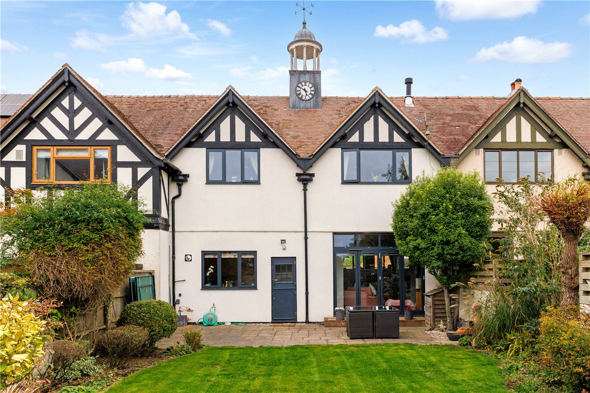 4 bedroom house, Russley Park, Baydon SN8 - Available