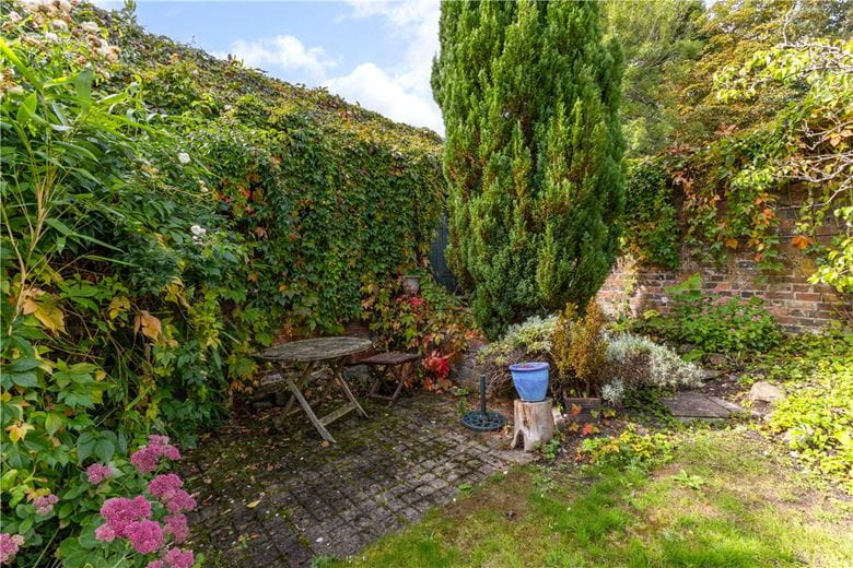 4 bedroom house, Salisbury Road, Marlborough SN8 - Available