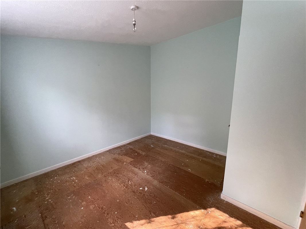 2 bedroom bungalow, Manton Close, Manton SN8 - Sold STC