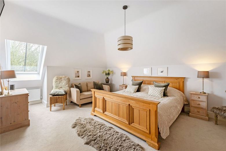 3 bedroom house, Old Dairy Lane, Winterbourne Monkton SN4 - Sold STC