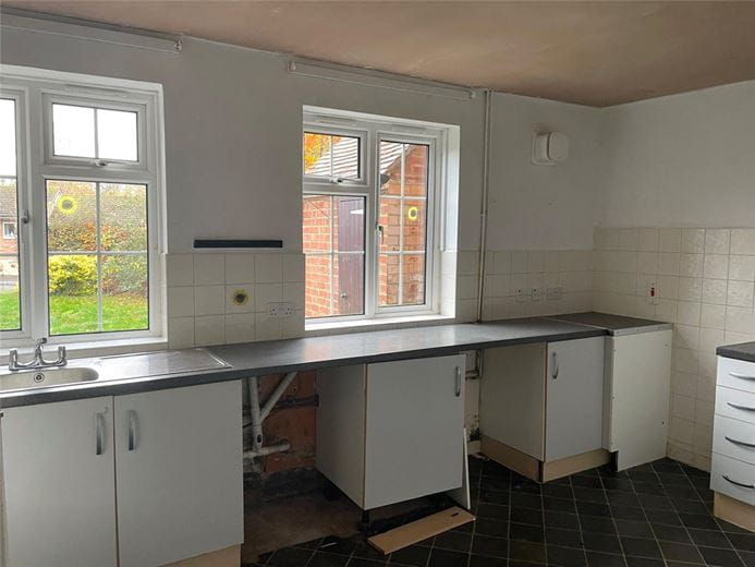 3 bedroom house, Beckhampton Road, Avebury Trusloe SN8 - Available