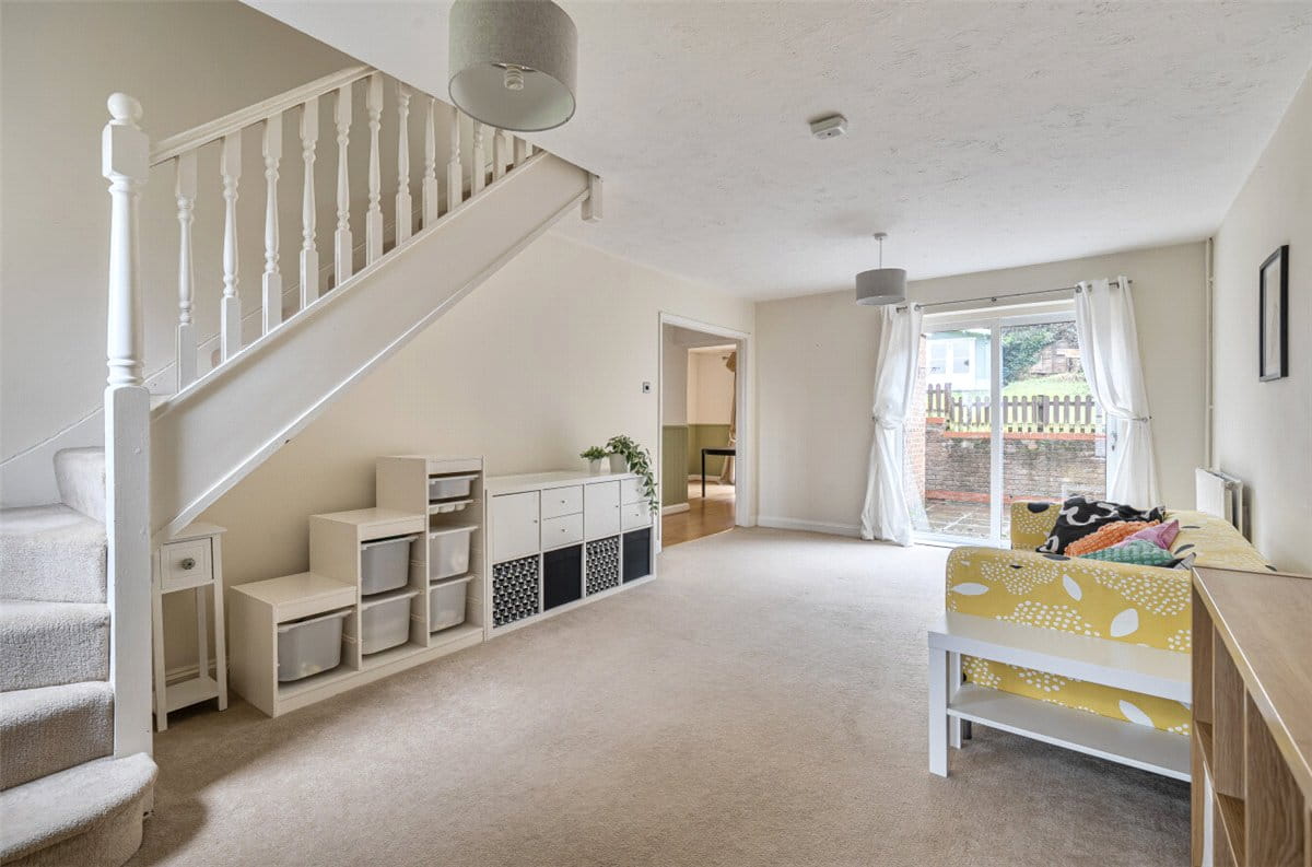 3 bedroom house, Five Stiles Road, Marlborough SN8 - Available