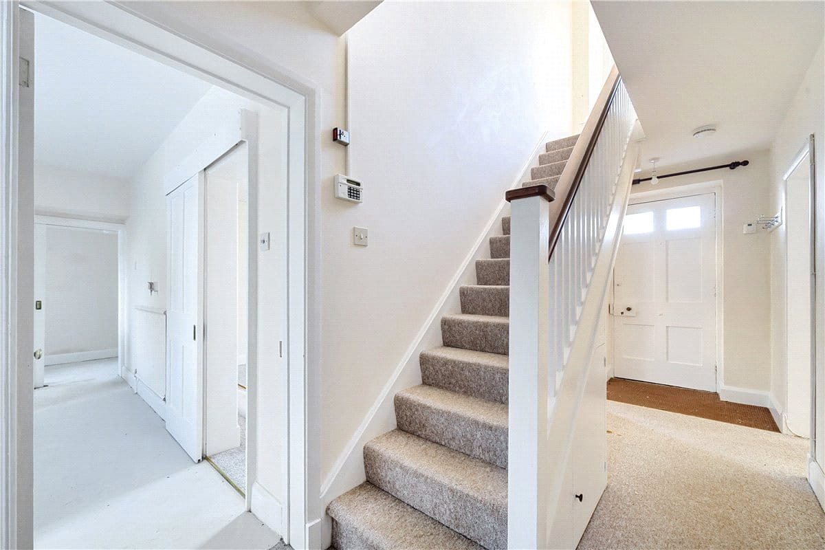 3 bedroom house, The Street, Marden SN10 - Available