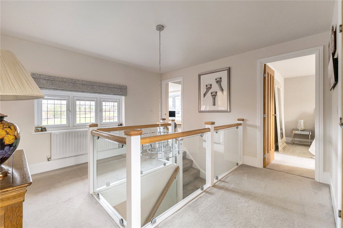 4 bedroom house, Jennings Road, Marlborough SN8 - Available