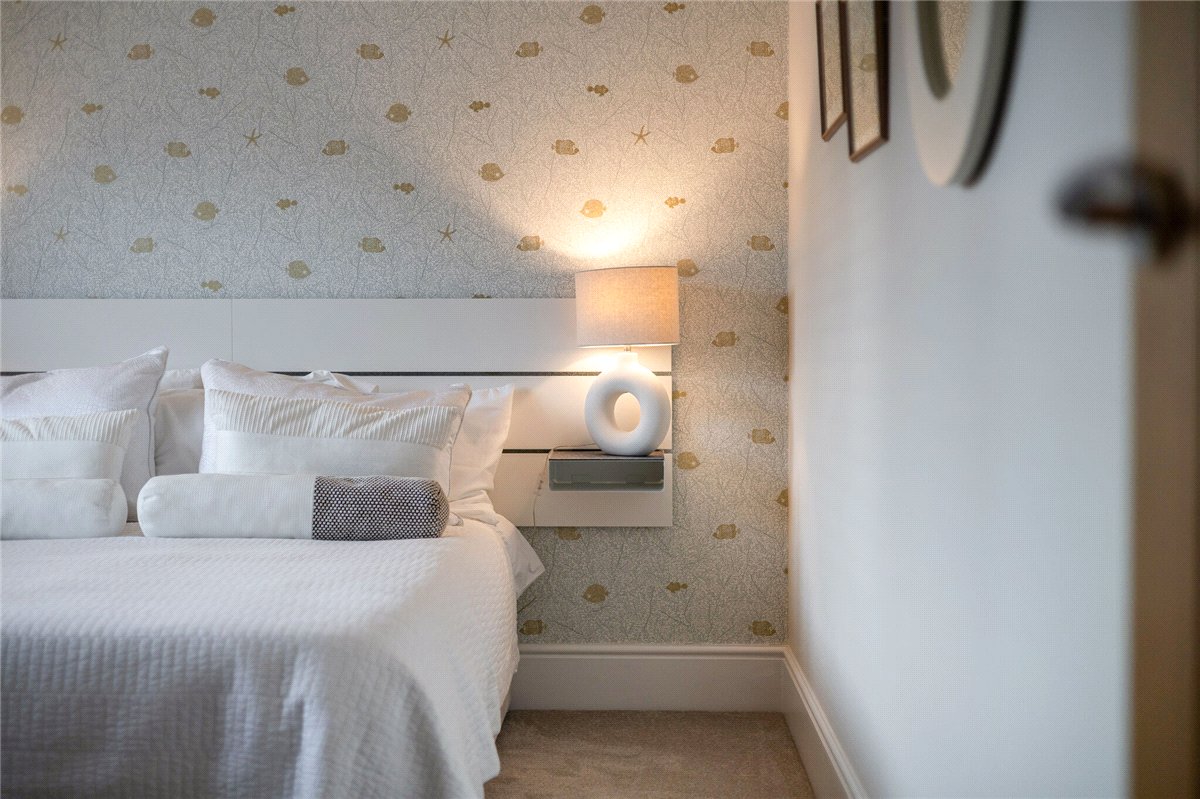 4 bedroom house, Jennings Road, Marlborough SN8 - Available