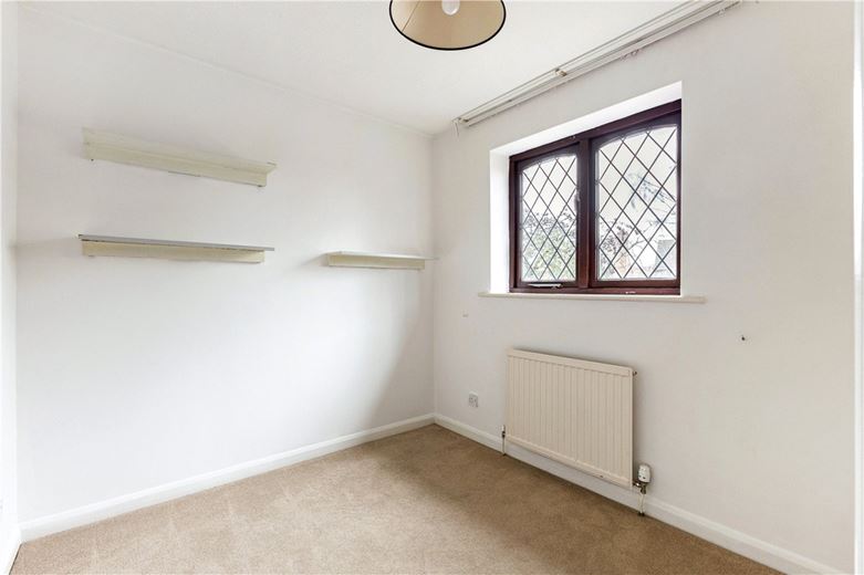 4 bedroom house, Manor Park, South Marston SN3 - Available