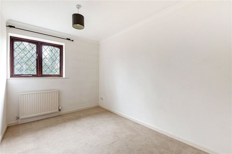 4 bedroom house, Manor Park, South Marston SN3 - Available