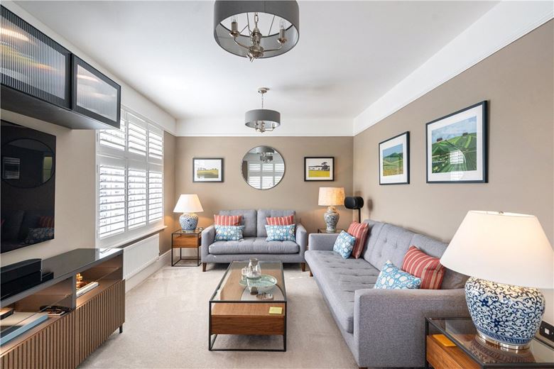 3 bedroom house, Garside Way, Marlborough SN8 - Sold STC