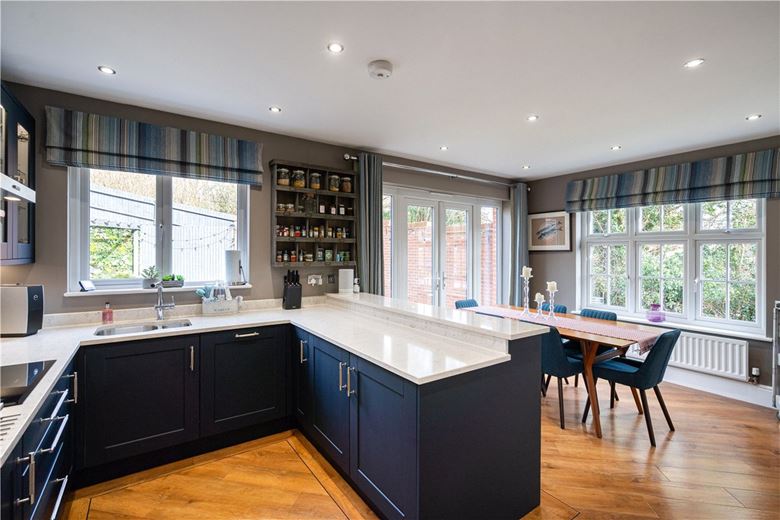 3 bedroom house, Garside Way, Marlborough SN8 - Sold STC