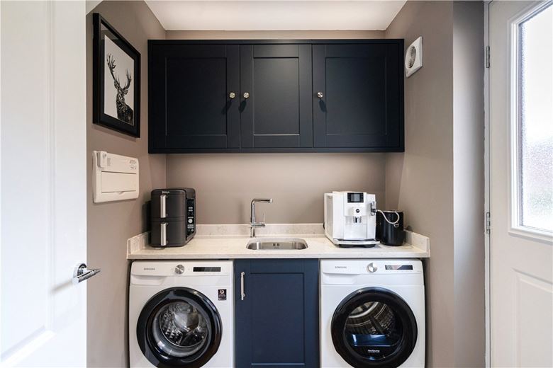 3 bedroom house, Garside Way, Marlborough SN8 - Sold STC