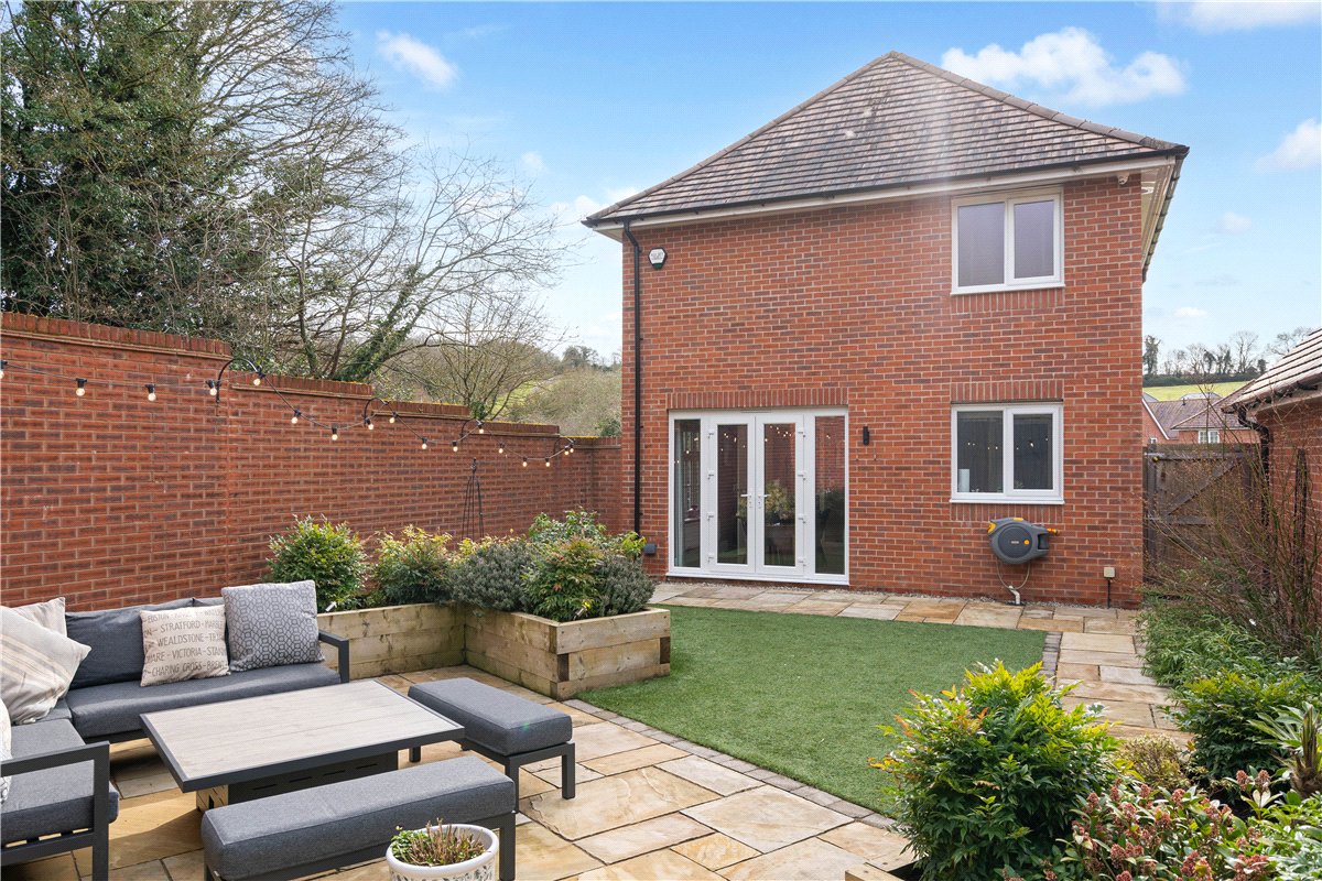 3 bedroom house, Garside Way, Marlborough SN8 - Sold STC