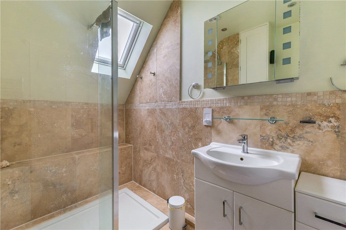 5 bedroom house, Littleworth, Pewsey SN9 - Available