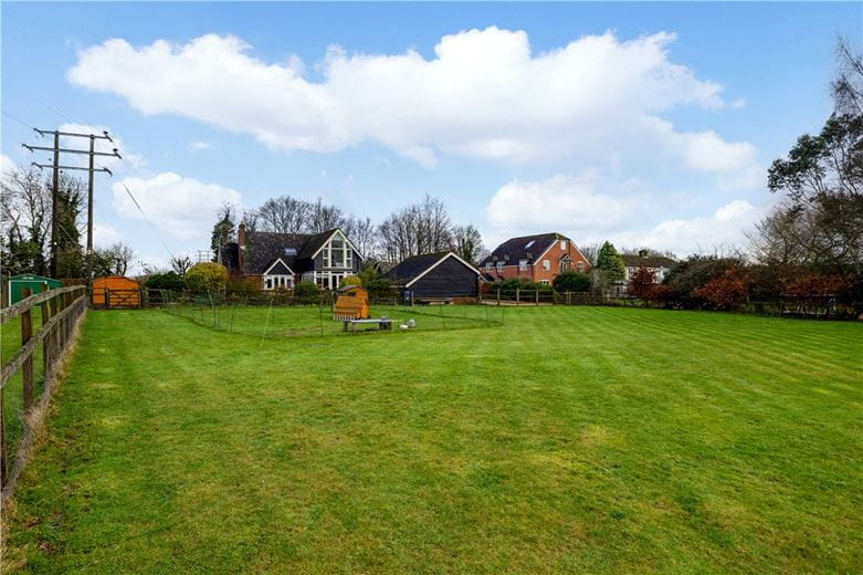 5 bedroom house, Littleworth, Pewsey SN9 - Available