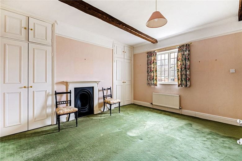 6 bedroom house, Farm Lane, Aldbourne SN8 - Available