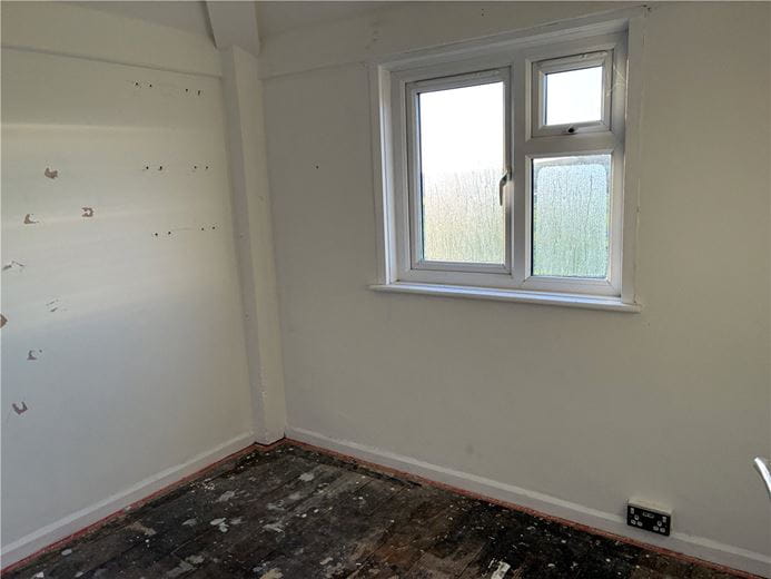 3 bedroom house, Burbage Road, Easton Royal SN9 - Sold STC