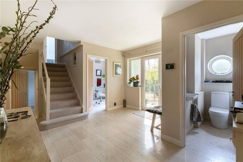 5 bedroom house, Bridge Street, Manton SN8 - Available