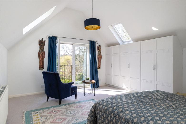 5 bedroom house, Bridge Street, Manton SN8 - Available