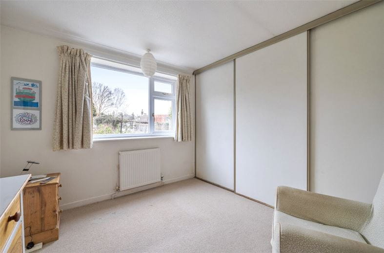 3 bedroom bungalow, Vicarage Close, Marlborough SN8 - Available