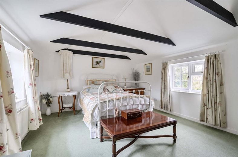 3 bedroom house, Milton Lilbourne, Pewsey SN9 - Available