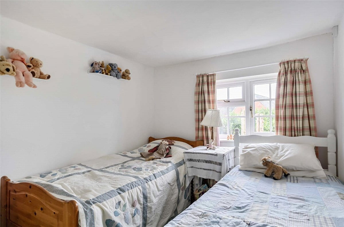 3 bedroom house, Milton Lilbourne, Pewsey SN9 - Available
