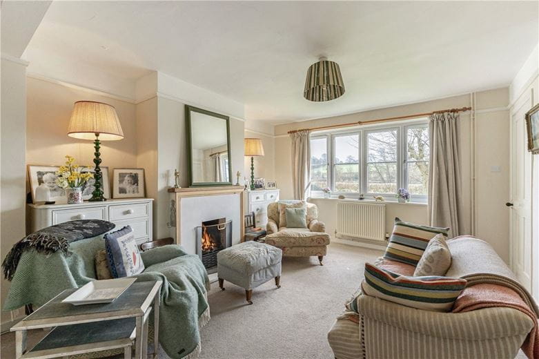 3 bedroom house, Church Street, Great Bedwyn SN8 - Sold STC