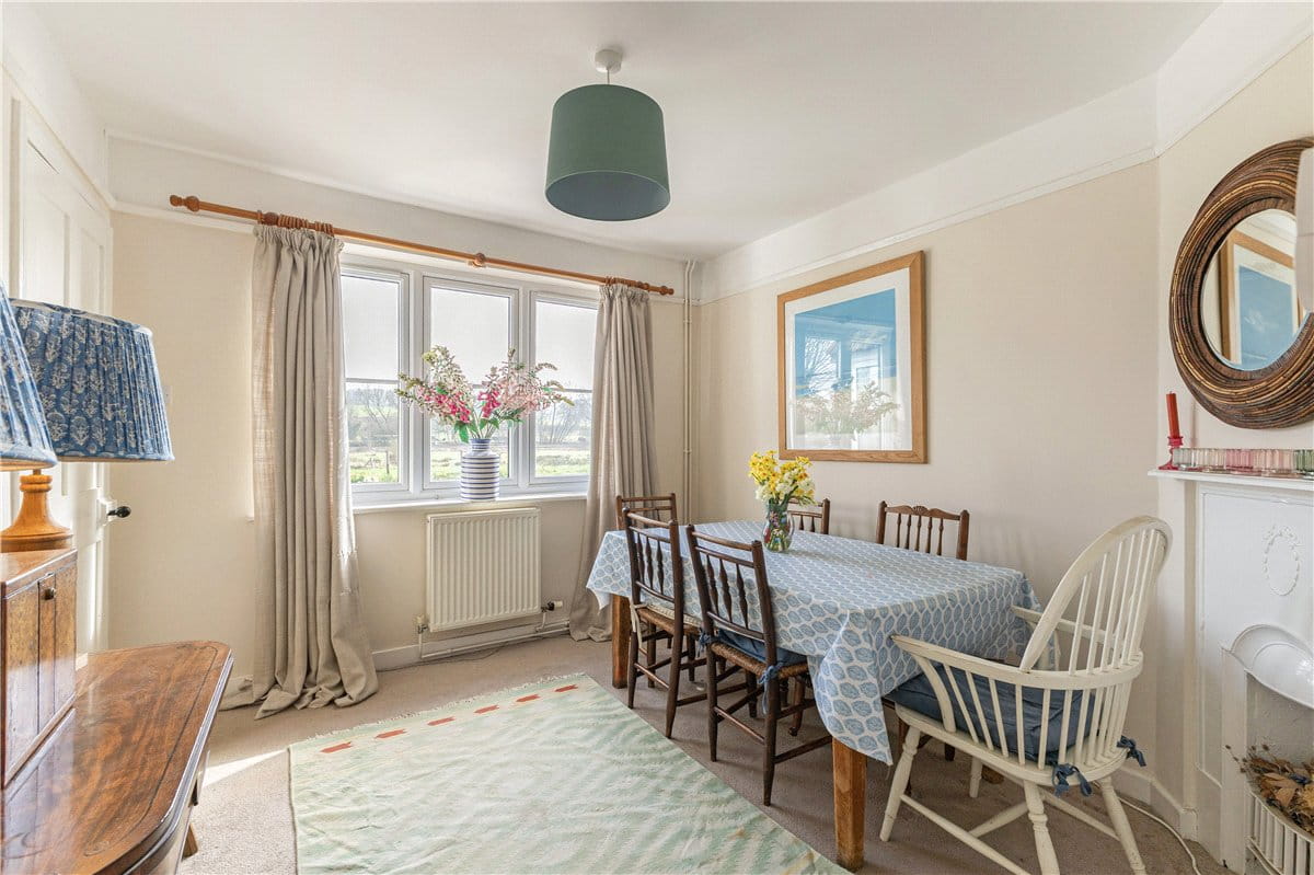 3 bedroom house, Church Street, Great Bedwyn SN8 - Sold STC