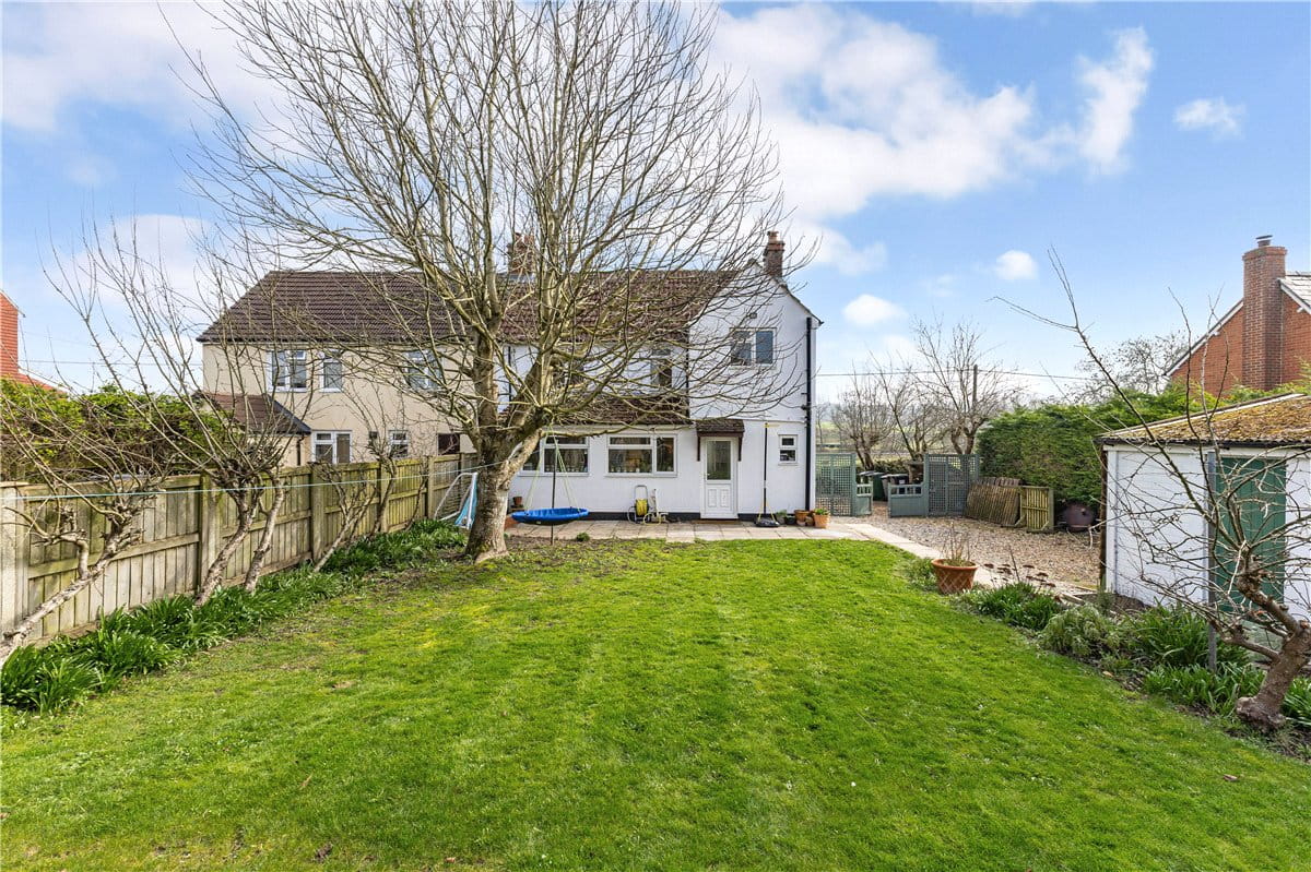 3 bedroom house, Church Street, Great Bedwyn SN8 - Sold STC