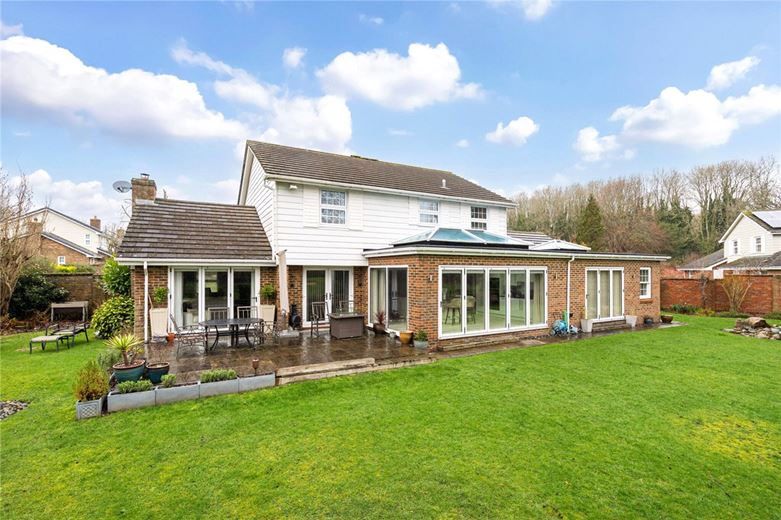 4 bedroom house, Brettingham Gate, Swindon SN3 - Available