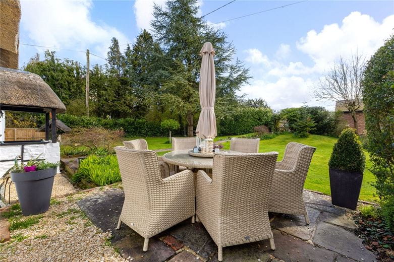 3 bedroom house, Park Lane, Cherhill SN11 - Available