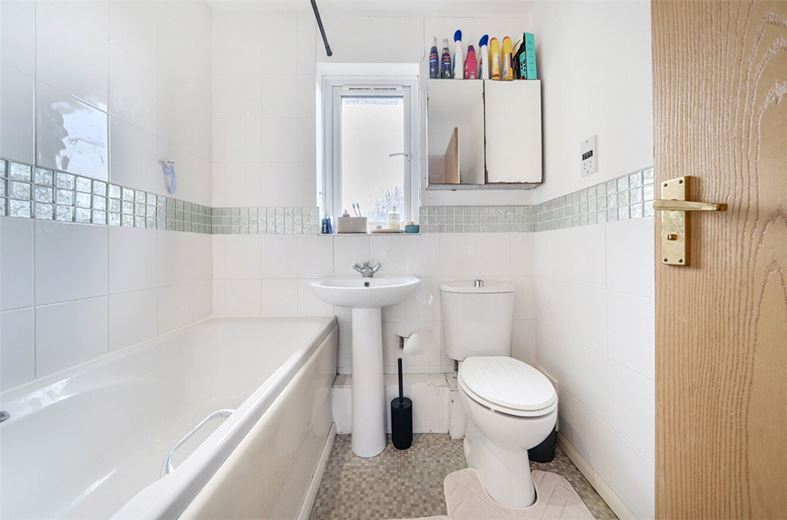 2 bedroom house, Badger Close, Royal Wootton Bassett SN4 - Available