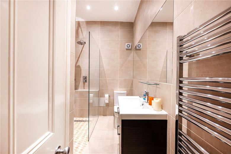 1 bedroom flat, Upper Wimpole Street, Marylebone W1G - Available