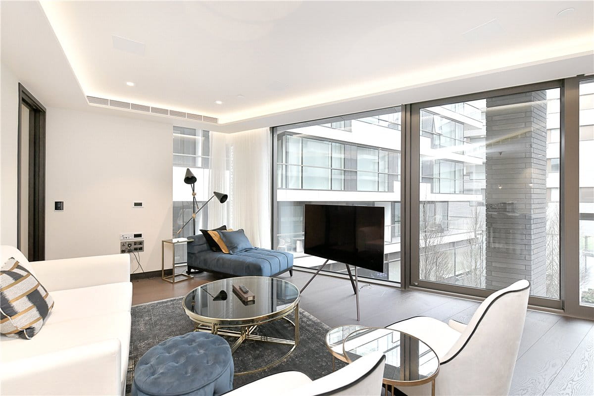 1 bedroom , Crown Square, London SE1 - Available