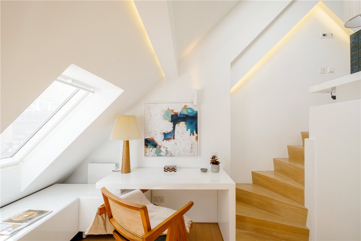 3 bedroom house, Bourdon Street, Mayfair W1K - Sold