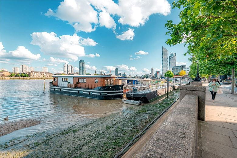 8 bedroom house, Cheyne Walk, London SW10 - Available