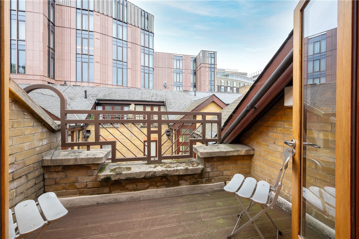 3 bedroom house, Aldburgh Mews, Marylebone W1U - Sold