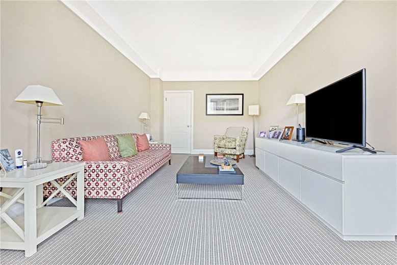 2 bedroom flat, Bryanston Place, Marylebone W1H - Sold